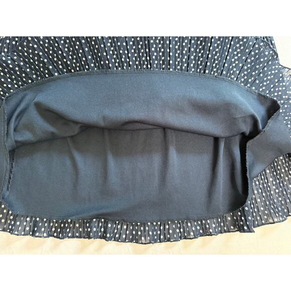 Pins and Needles Navy White Polka Dot Mini Skirt Size MEDIUM‎ - Picture 5 of 8